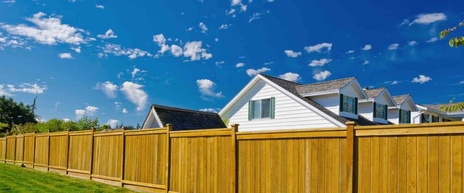 The Ultimate Guide to Installing a 200-Foot Fence